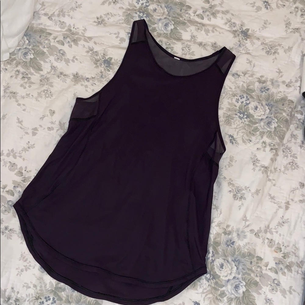 Lululemon top